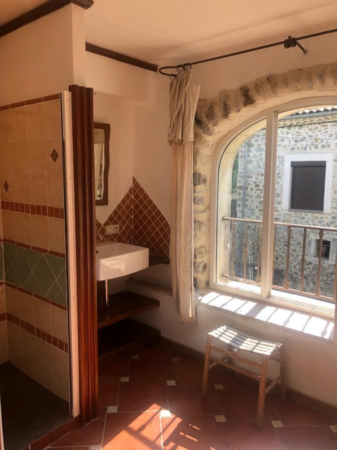 Gite De Groupe 9Ch Ou 3 Gites Independants De 3Ch - Patio Et Piscine Interieure Chauffee Toute L'Annee Vallon-Pont-dʼArc 외부 사진
