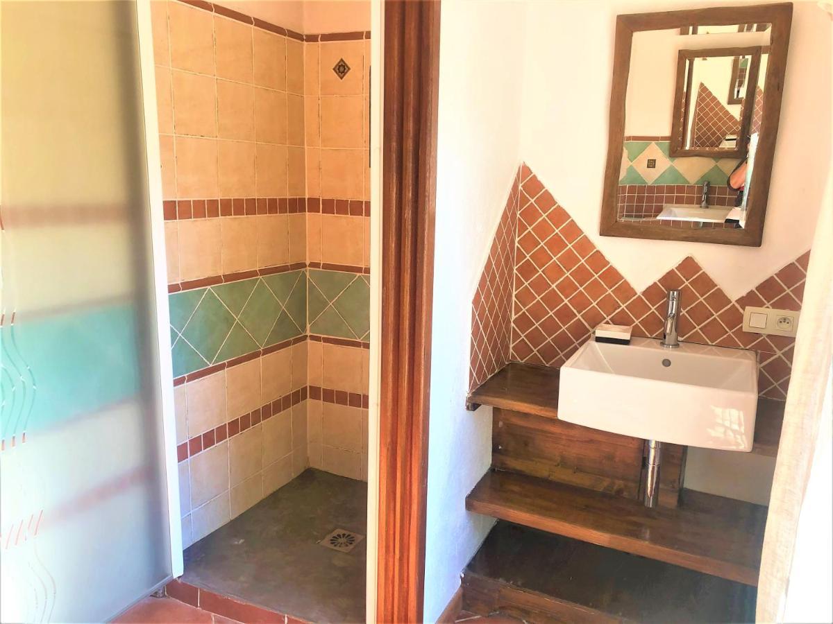 Gite De Groupe 9Ch Ou 3 Gites Independants De 3Ch - Patio Et Piscine Interieure Chauffee Toute L'Annee Vallon-Pont-dʼArc 외부 사진