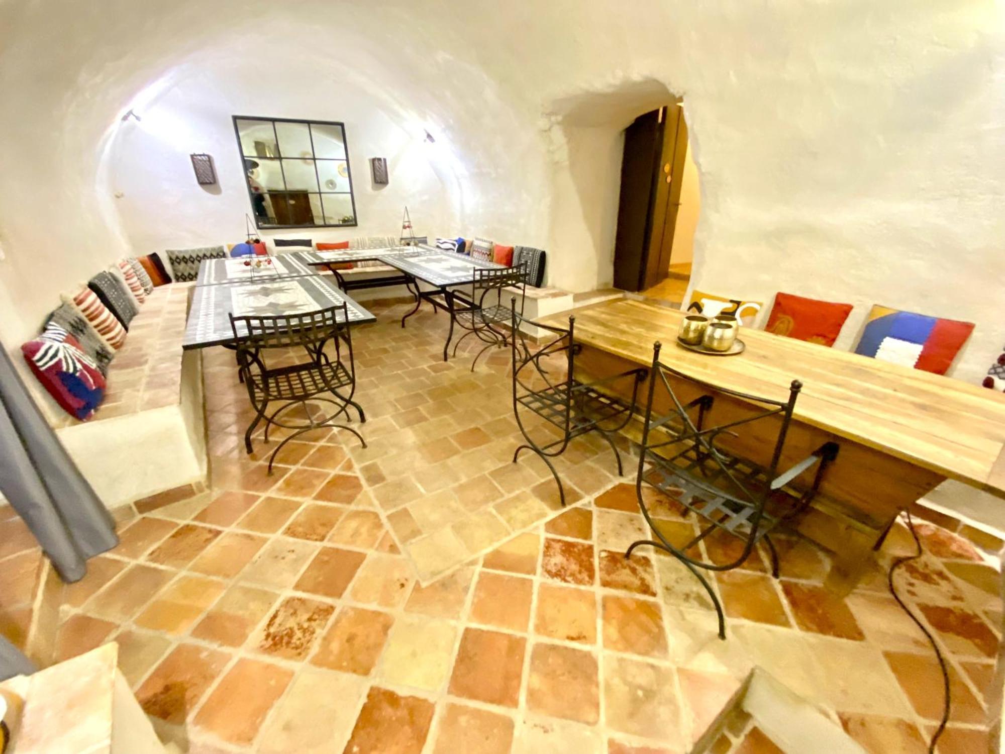 Gite De Groupe 9Ch Ou 3 Gites Independants De 3Ch - Patio Et Piscine Interieure Chauffee Toute L'Annee Vallon-Pont-dʼArc 외부 사진